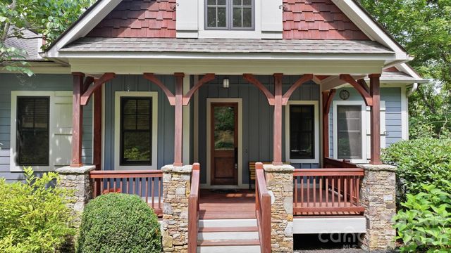 130 Cross Vine Drive 226, Tuckasegee, NC 28783