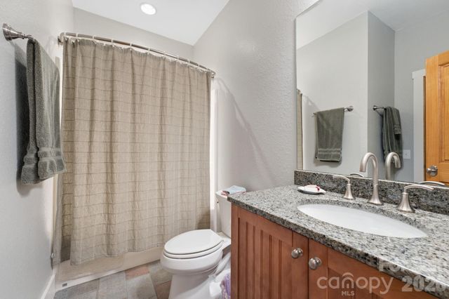 130 Cross Vine Drive 226, Tuckasegee, NC 28783