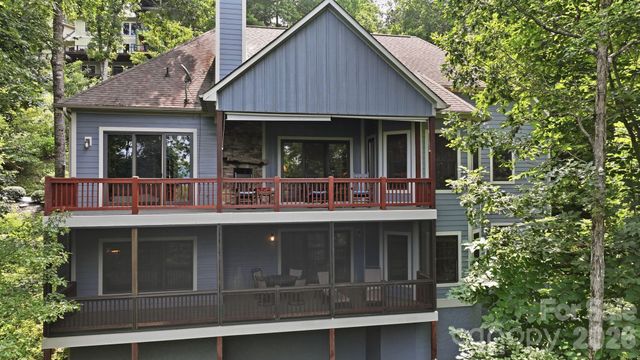 130 Cross Vine Drive 226, Tuckasegee, NC 28783