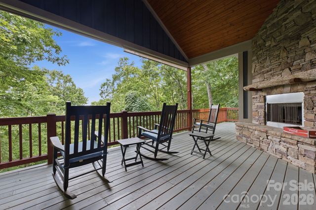 130 Cross Vine Drive 226, Tuckasegee, NC 28783