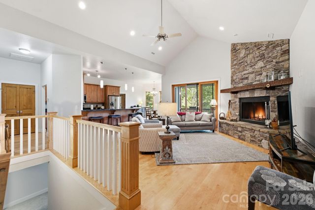 130 Cross Vine Drive 226, Tuckasegee, NC 28783