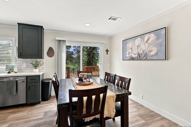 152 SYRAH ST, La Vernia, TX 78121