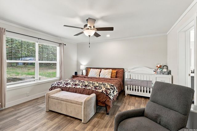 152 SYRAH ST, La Vernia, TX 78121
