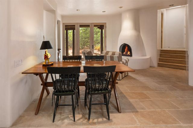 19 Black Mesa, Santa Fe, NM 87506