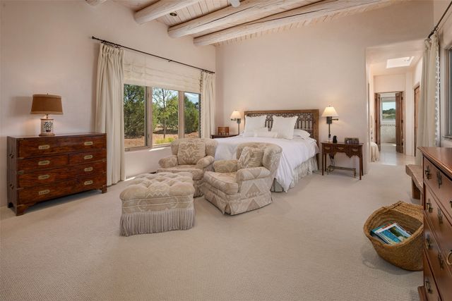 19 Black Mesa, Santa Fe, NM 87506