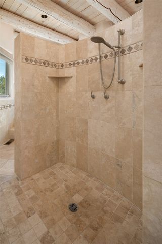 19 Black Mesa, Santa Fe, NM 87506