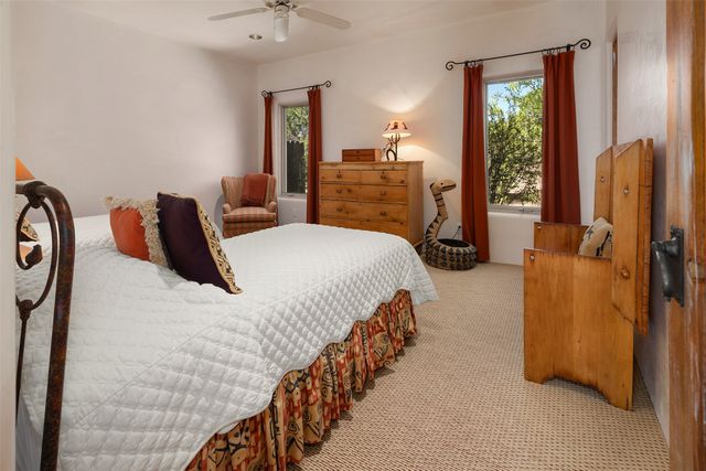 19 Black Mesa, Santa Fe, NM 87506