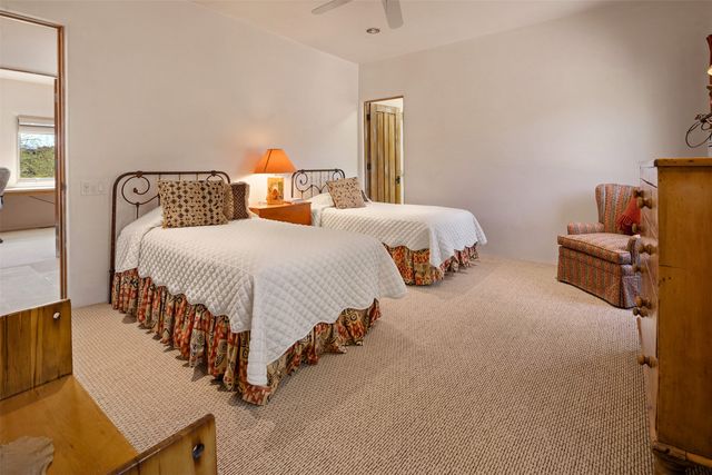 19 Black Mesa, Santa Fe, NM 87506