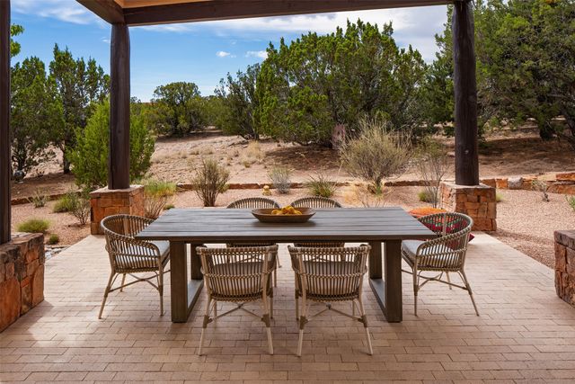 19 Black Mesa, Santa Fe, NM 87506