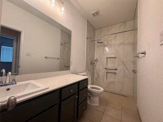 8134 Grotto Drive, Royse City, TX 75189