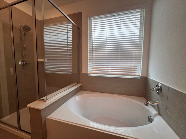 8134 Grotto Drive, Royse City, TX 75189