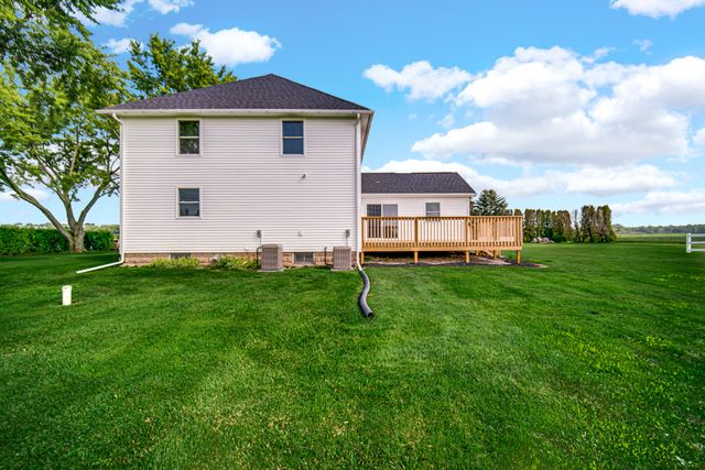 11333 S State Rd 39, Union Mills, IN 46382