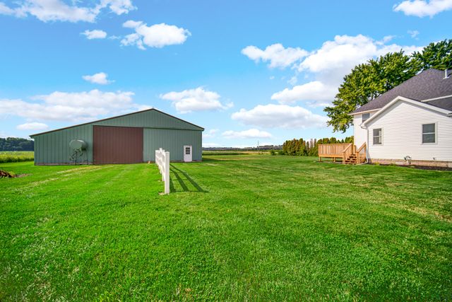 11333 S State Rd 39, Union Mills, IN 46382