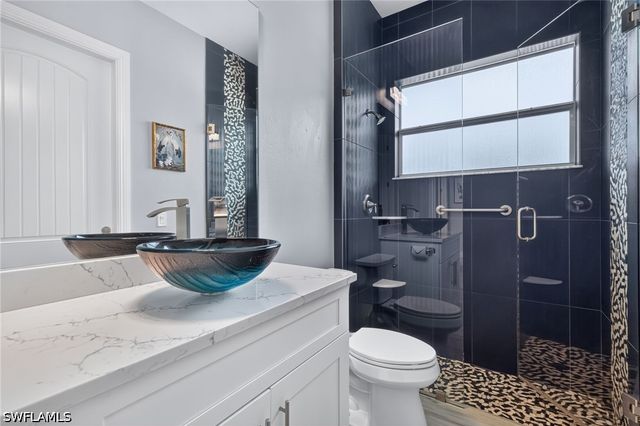 27150 Rue De Paix, Bonita Springs, FL 34135