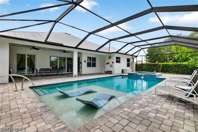27150 Rue De Paix, Bonita Springs, FL 34135