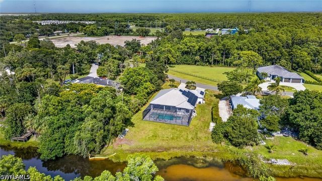 27150 Rue De Paix, Bonita Springs, FL 34135