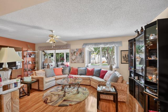 6312 Summer Sky Lane, Greenacres, FL 33463