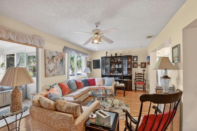 6312 Summer Sky Lane, Greenacres, FL 33463