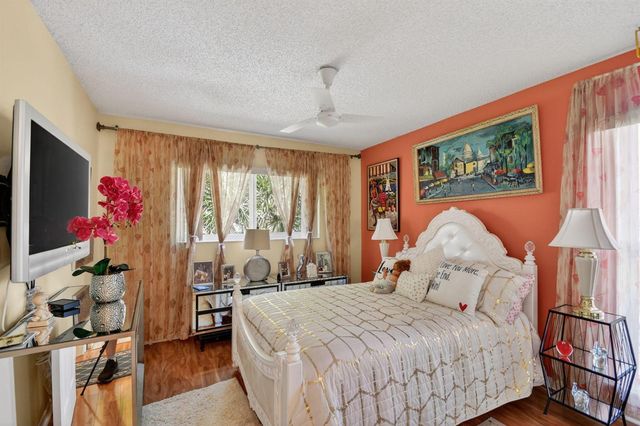 6312 Summer Sky Lane, Greenacres, FL 33463