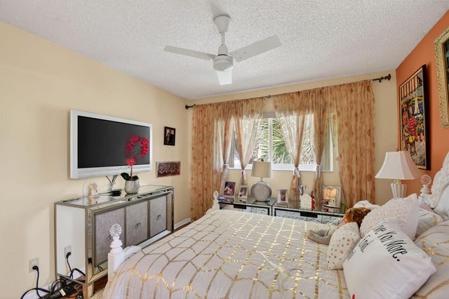6312 Summer Sky Lane, Greenacres, FL 33463