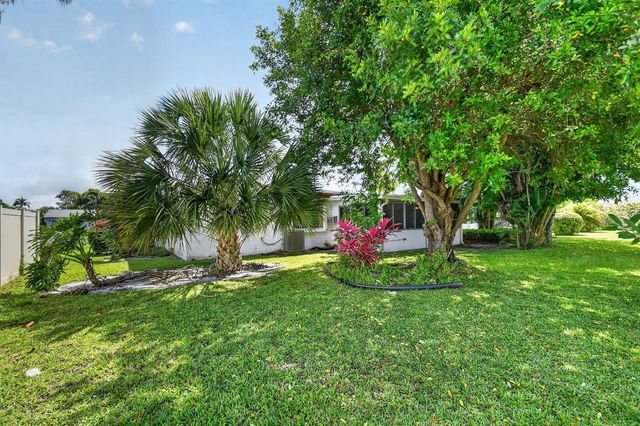 6312 Summer Sky Lane, Greenacres, FL 33463