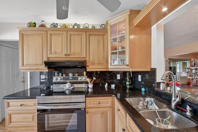 6312 Summer Sky Lane, Greenacres, FL 33463