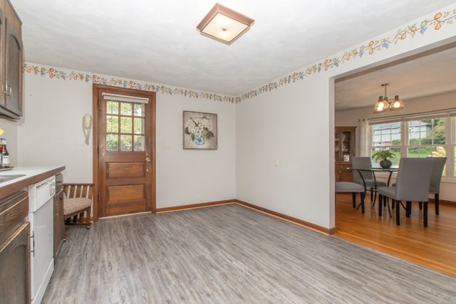 15 Marrett Rd, Burlington, MA 01803