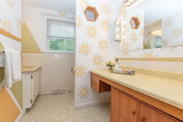 15 Marrett Rd, Burlington, MA 01803