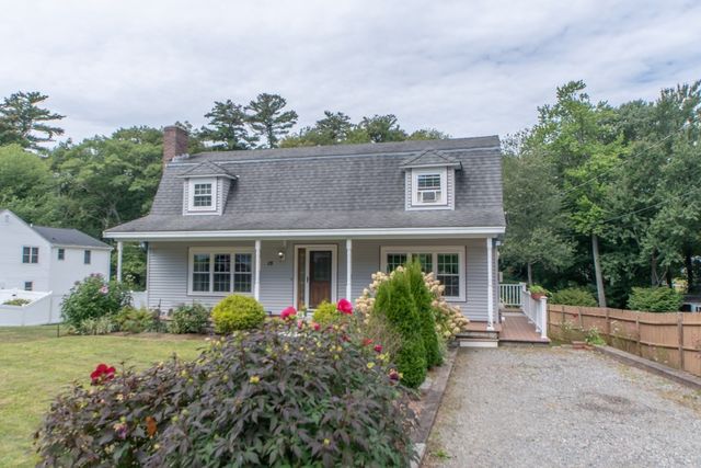 15 Marrett Rd, Burlington, MA 01803
