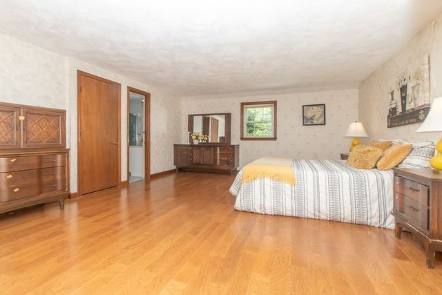 15 Marrett Rd, Burlington, MA 01803