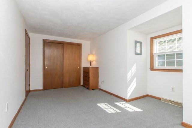 15 Marrett Rd, Burlington, MA 01803