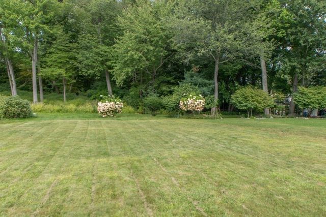 15 Marrett Rd, Burlington, MA 01803