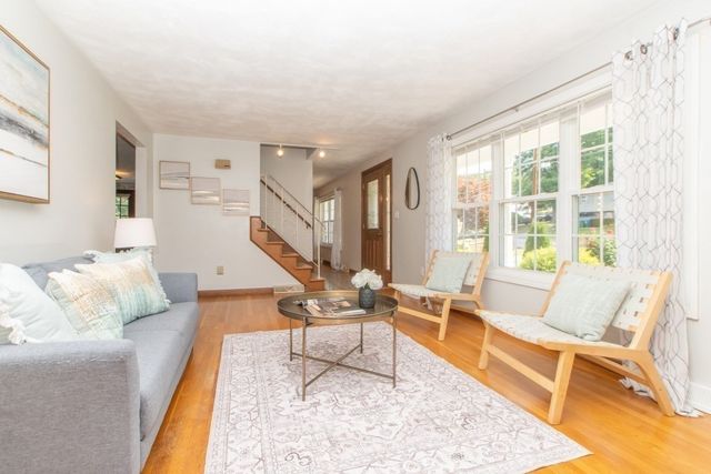 15 Marrett Rd, Burlington, MA 01803