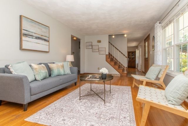 15 Marrett Rd, Burlington, MA 01803