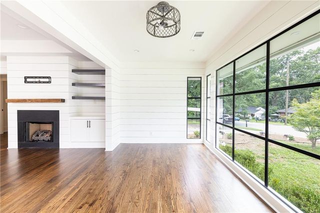 820 Wayland Court SE, Smyrna, GA 30080