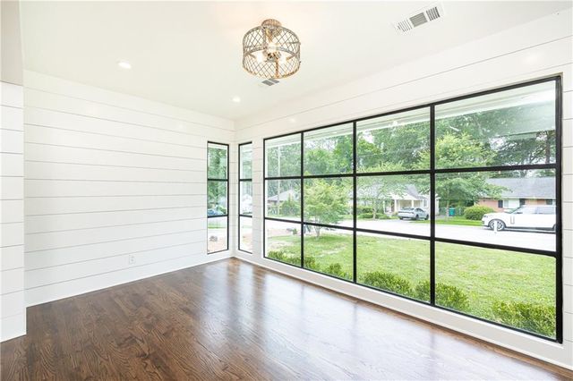 820 Wayland Court SE, Smyrna, GA 30080