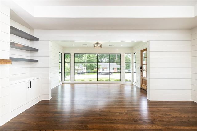 820 Wayland Court SE, Smyrna, GA 30080