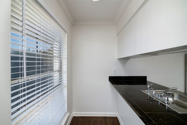 2816 Throckmorton Street 7, Dallas, TX 75219