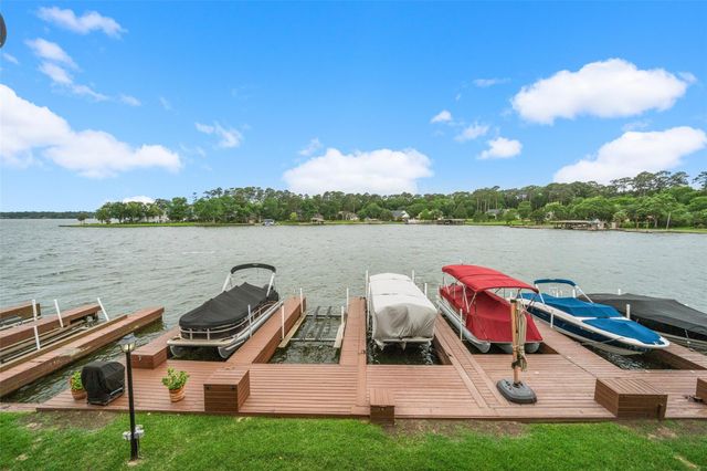 801 River Road F120, Montgomery, TX 77356