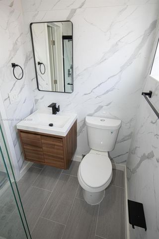 3045 SW 21st St, Miami, FL 33145