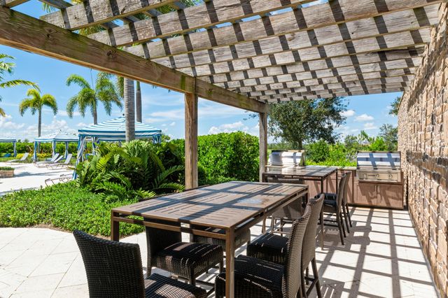 1252 Haywagon Trail, Loxahatchee, FL 33470