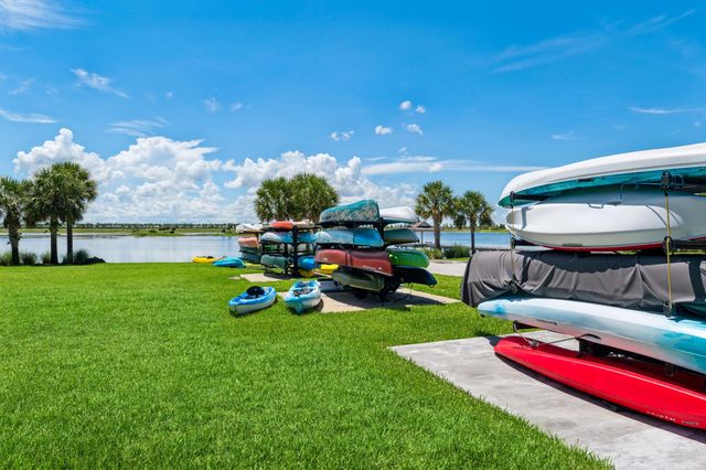 1252 Haywagon Trail, Loxahatchee, FL 33470