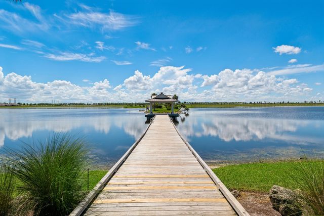 1252 Haywagon Trail, Loxahatchee, FL 33470