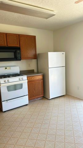 9623 Gemstone Road SW, Albuquerque, NM 87121