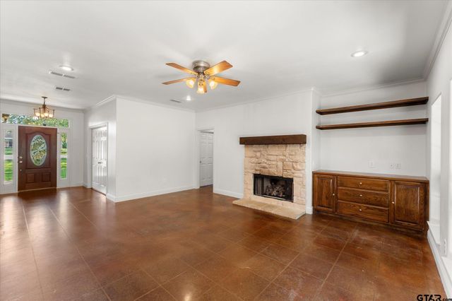 100 CR 4426, Mount Pleasant, TX 75455