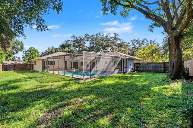 648 BUA DRIVE, Temple Terrace, FL 33617