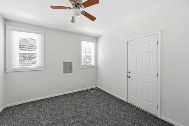 526 S Clinton Avenue, Dallas, TX 75208