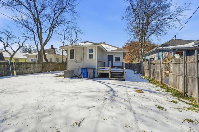 526 S Clinton Avenue, Dallas, TX 75208