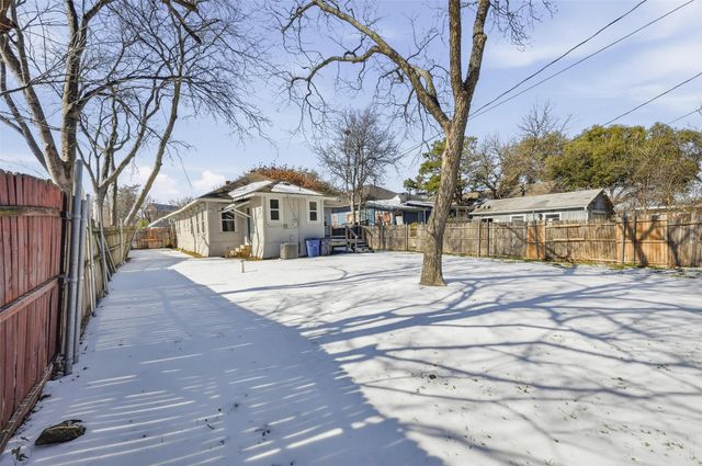 526 S Clinton Avenue, Dallas, TX 75208