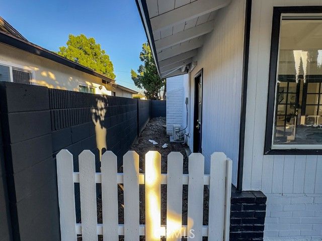 1139 S Chantilly, Anaheim, CA 92806